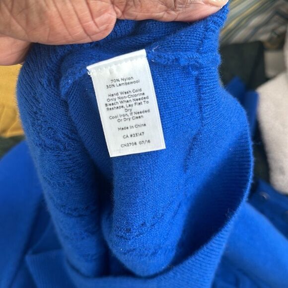 Talbots Cable Knit Lambswool Blue Sweater M - Picture 6 of 6